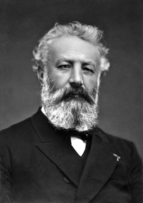 Jules_Verne_by_Étienne_Carjat-Παιδικές και νεανικές αναμνήσεις