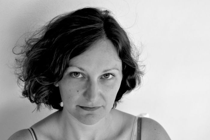 Αντριάνα_Μίνου-Υπέροχοι νεκροί